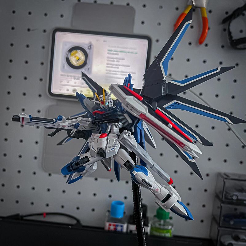 Масштабная модель меха 1/144 H – обзор и цена Model Kit Third Party